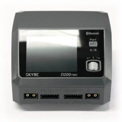 Chargeur SkyRC Duo D200 Neo - 1-6S AC 200W DC 2X 400W 12V/220V -Boutique D'Experts En Drones chargeur skyrc duo d200 neo 1 6s ac 200w dc 2x 400w 12v220v 7