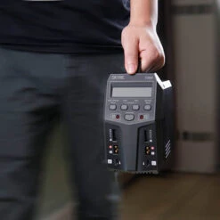 Chargeur SkyRC T200 Duo AC/DC Charger (2x100w) -Boutique D'Experts En Drones chargeur skyrc t200 duo acdc charger 2x100w 4