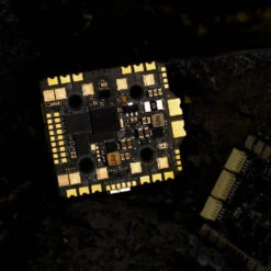 Contrôleur De Vol AIO AxisFlying Argus F745 40A 6S AM32 ICM-42688-P -Boutique D'Experts En Drones controleur de vol aio axisflying argus f745 40a 6s am32 icm 42688 p 6