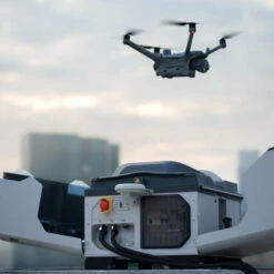 DJI Dock 3 Avec DJI Matrice 4D -Boutique D'Experts En Drones dji dock 3 avec dji matrice 4d 7