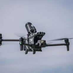 DJI Matrice 30T Homologué S1, S2 Et S3 + Parachute Simple Avec Coupe Circuits Externe -Boutique D'Experts En Drones dji matrice 30t homologue s1 s2 et s3 parachute simple avec coupe circuits externe 3