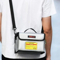 Sac De Sécurité Ignifugé Et Antidéflagrant STARTRC Pour Batteries LiPo -Boutique D'Experts En Drones sac de securite ignifuge et antideflagrant startrc pour batteries lipo 3