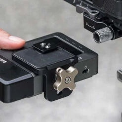 Support De Montage Tilta Pour émetteur Vidéo Pour DJI RS -Boutique D'Experts En Drones support de montage tilta pour emetteur video pour dji rs 2